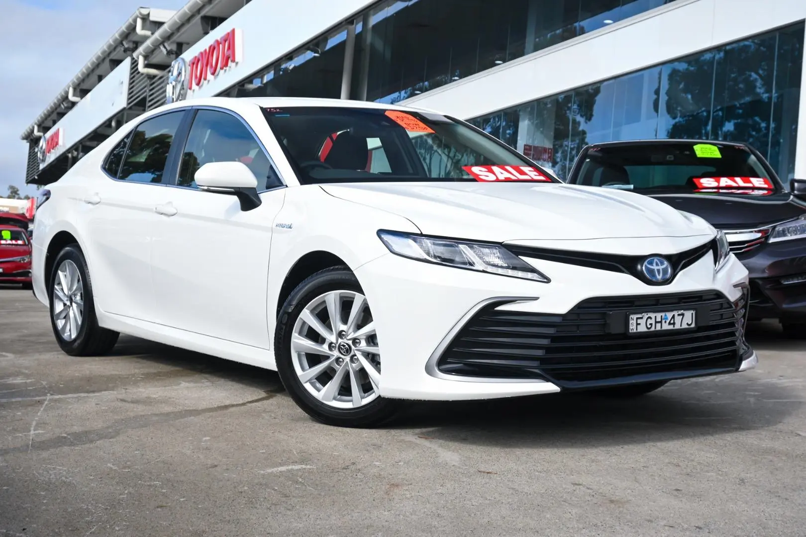2024 Toyota Camry Gallery Image 1
