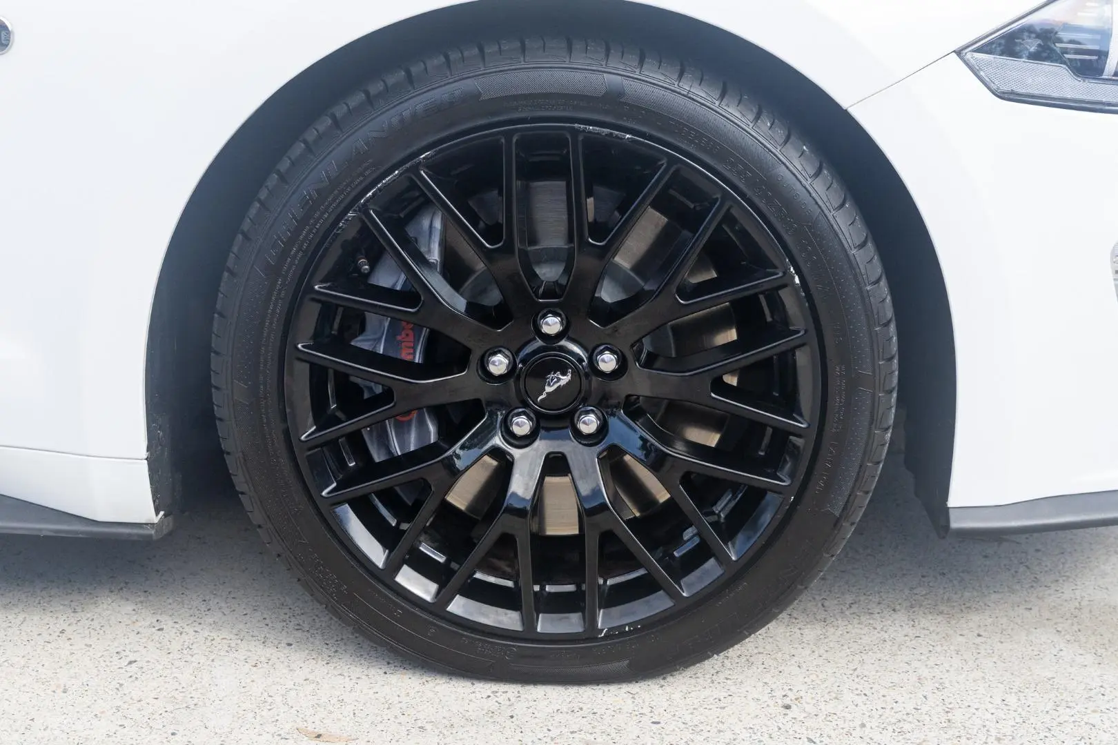 2020 Ford Mustang Gallery Image 24