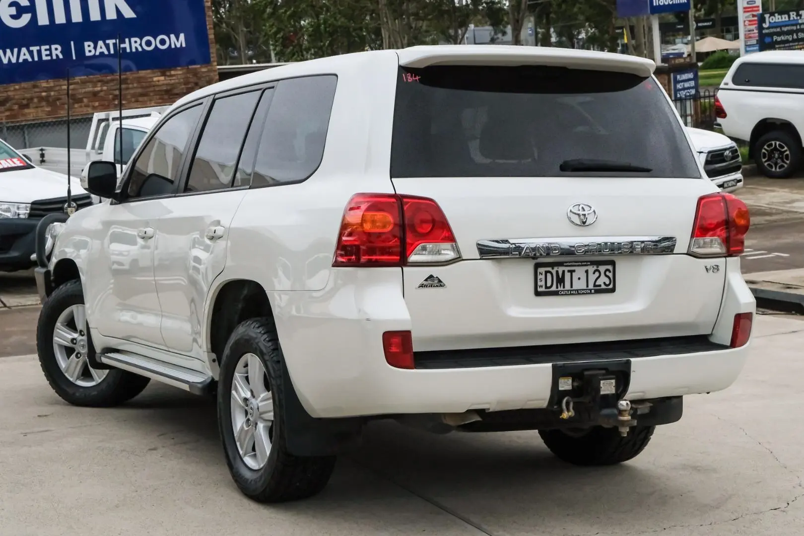 2014 Toyota Landcruiser Gallery Image 2