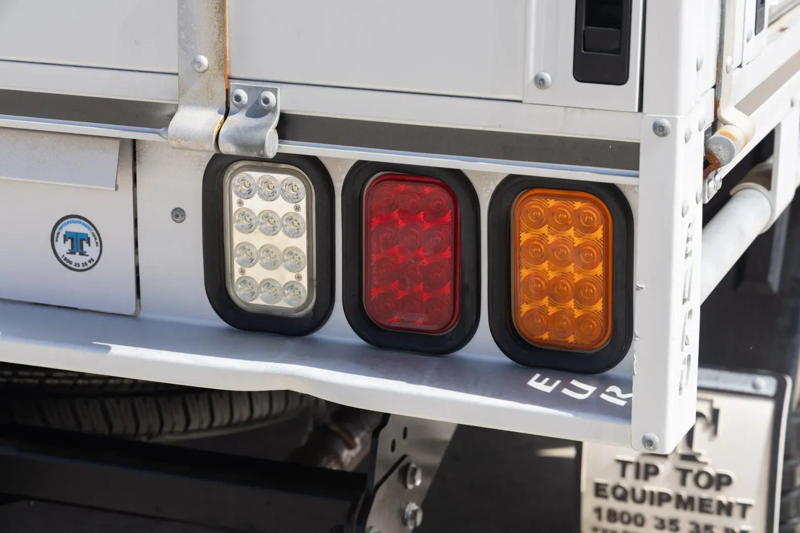 2014 Toyota Hilux Gallery Image 18