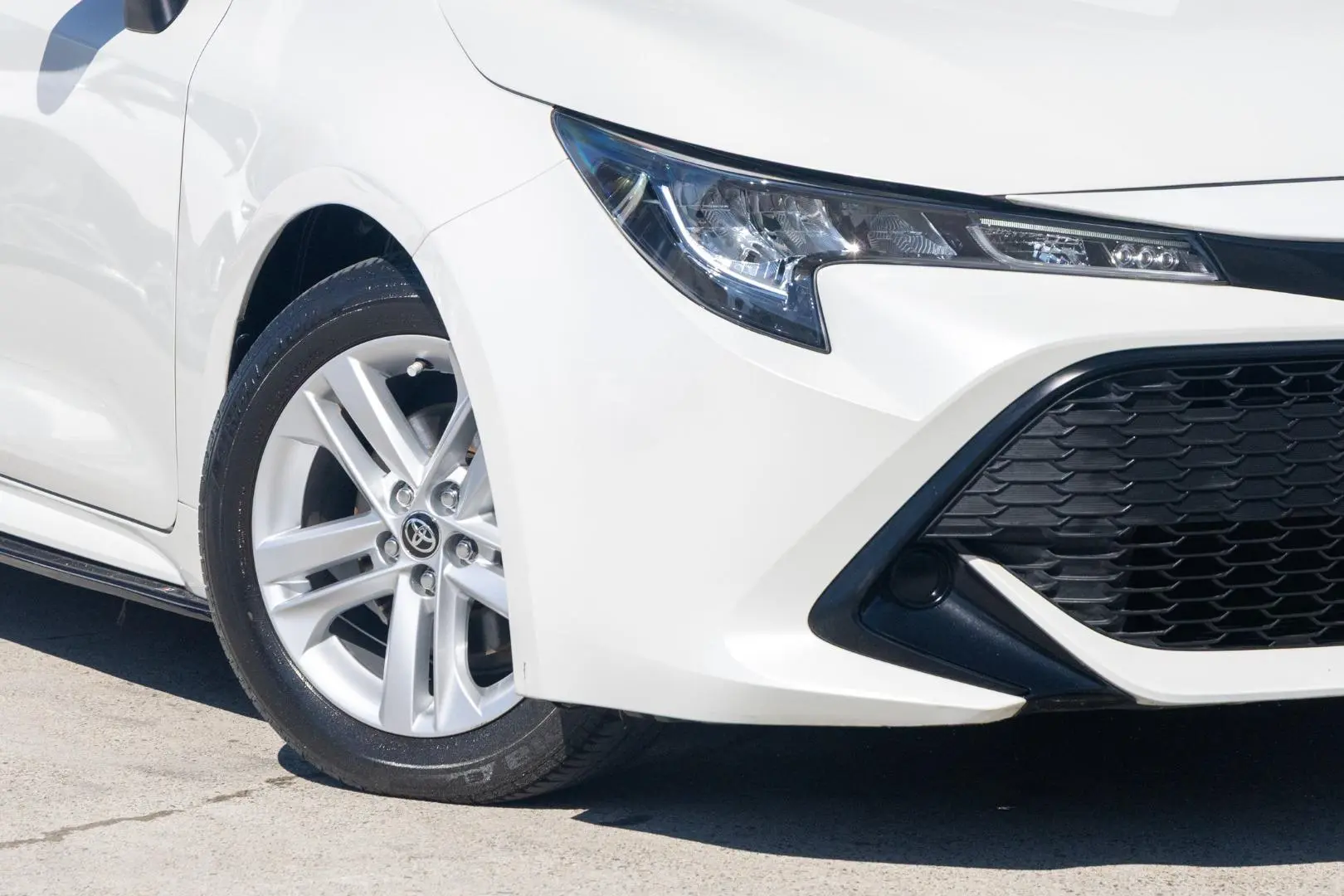 2020 Toyota Corolla Gallery Image 6