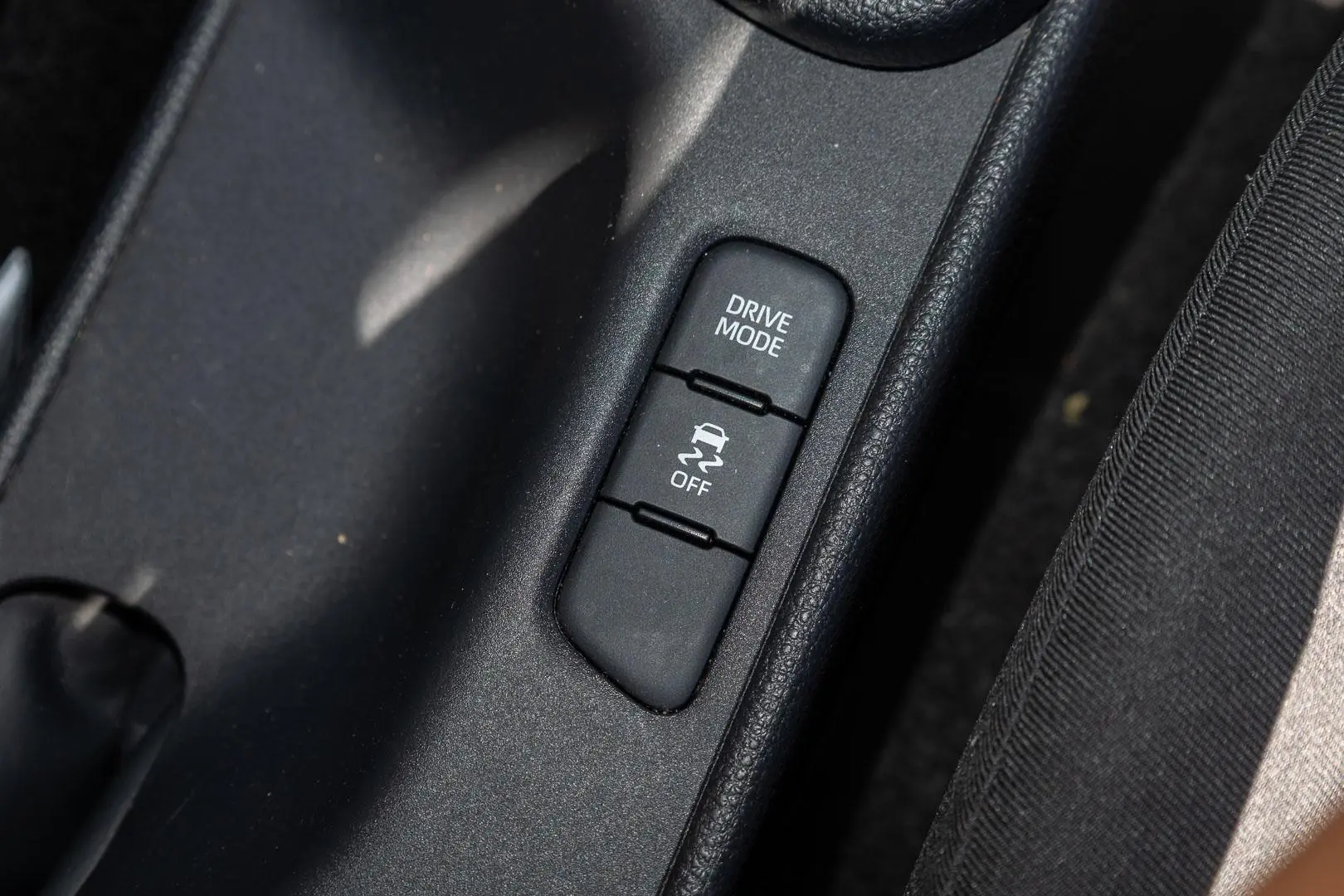 2025 Toyota Yaris Gallery Image 13