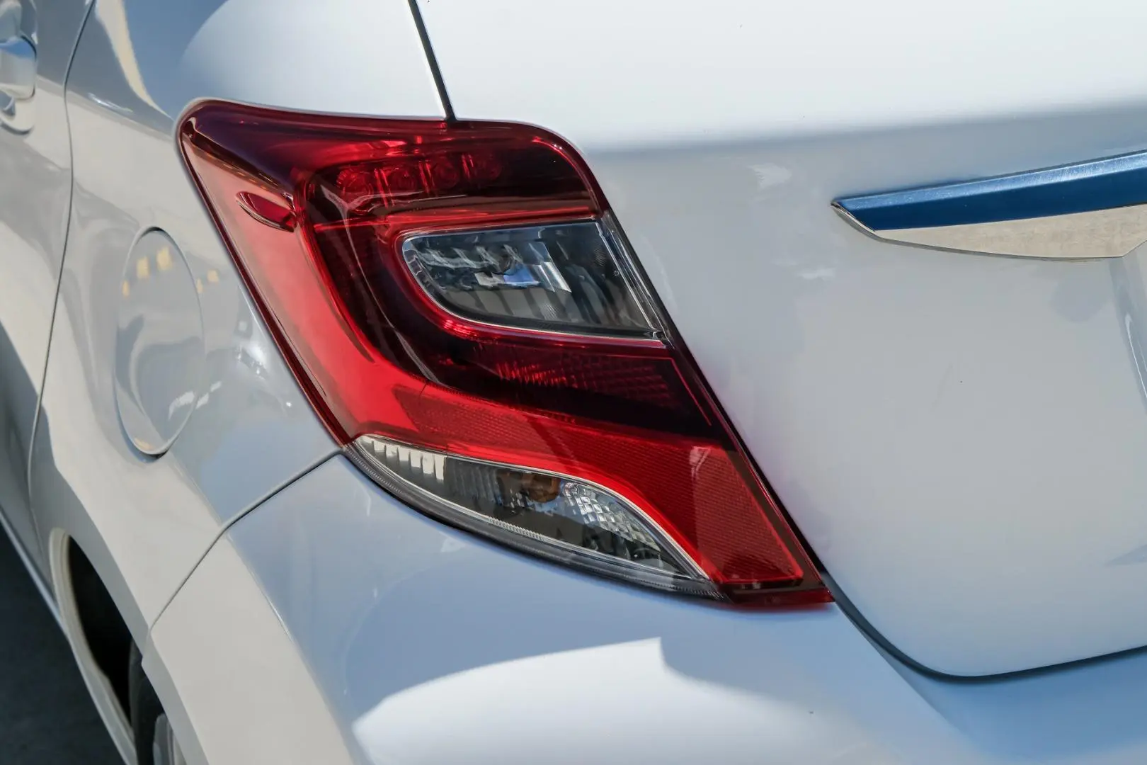 2016 Toyota Yaris Gallery Image 19