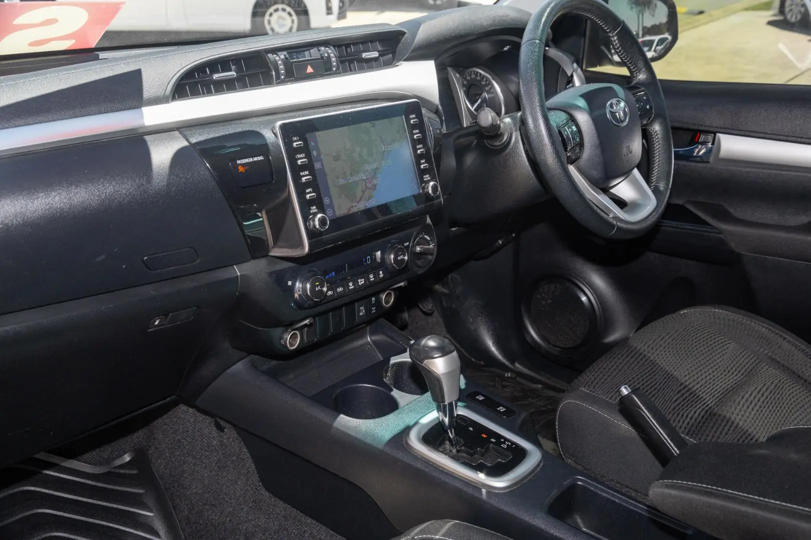 2021 Toyota Hilux Gallery Image 15