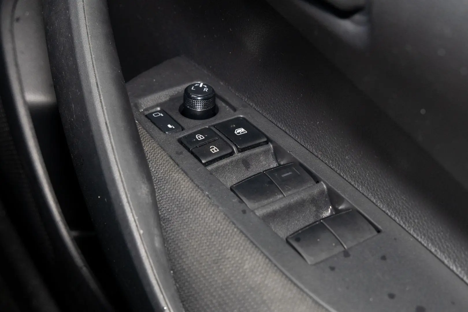 2020 Toyota Corolla Gallery Image 19