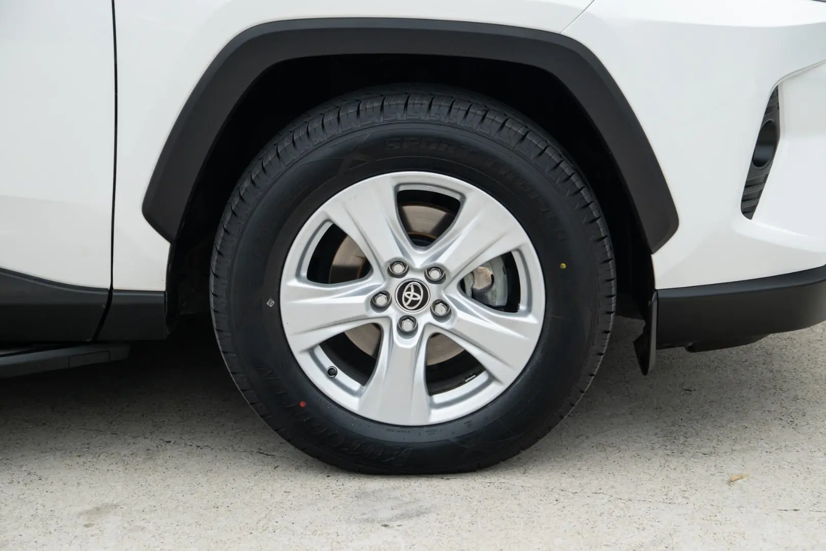 2020 Toyota RAV4 Gallery Image 19