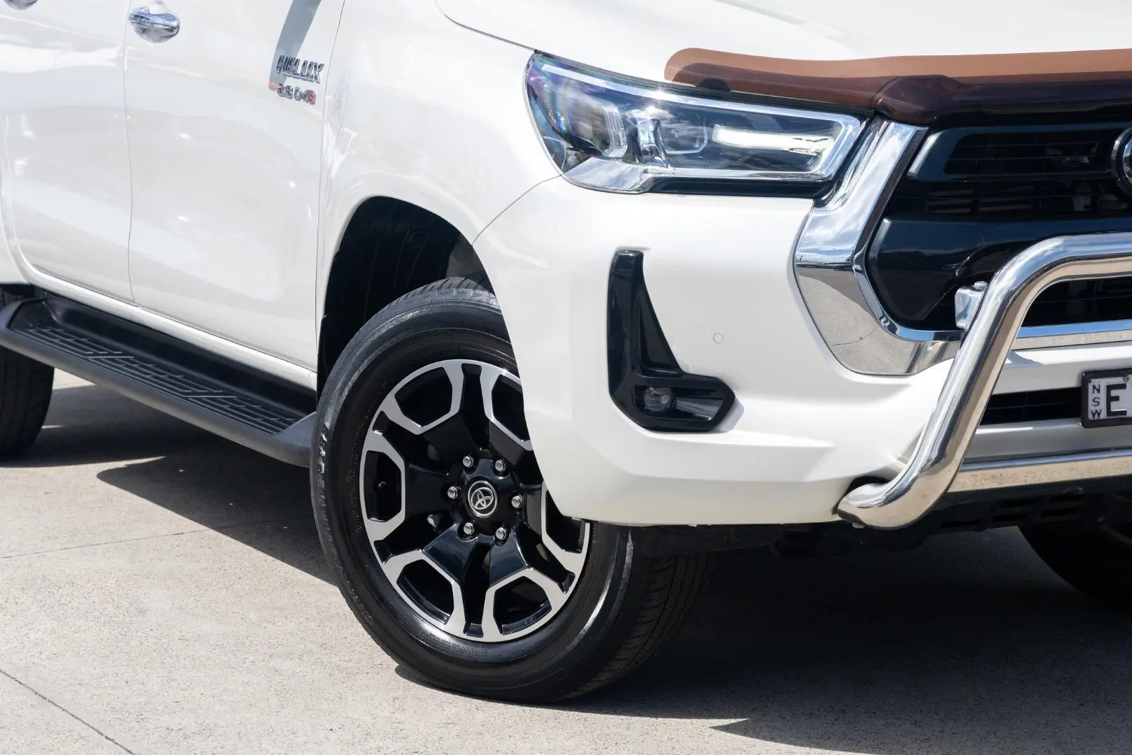 2022 Toyota Hilux Gallery Image 6