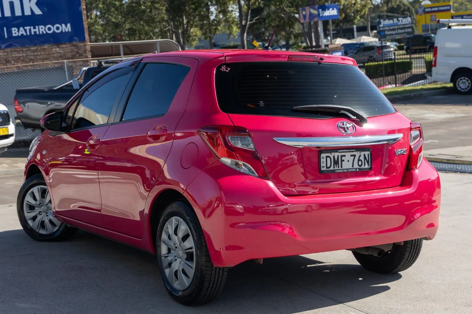 2016 Toyota Yaris Gallery Image 2