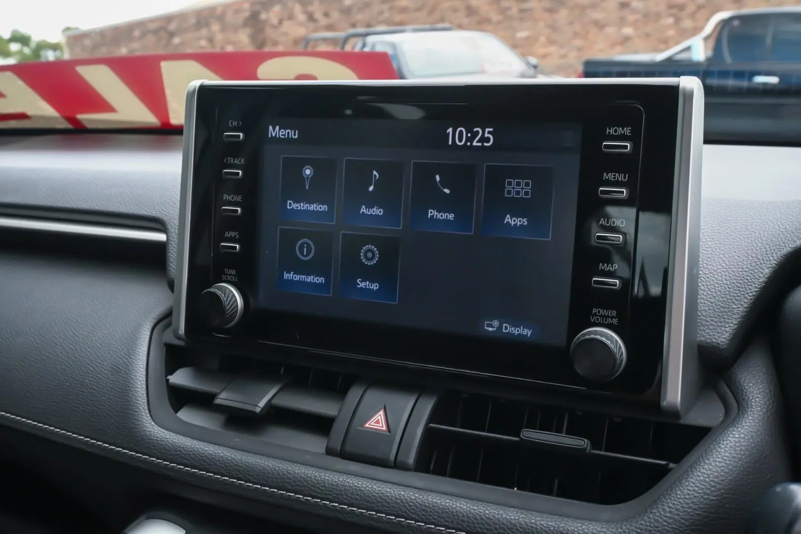 2021 Toyota RAV4 Gallery Image 16