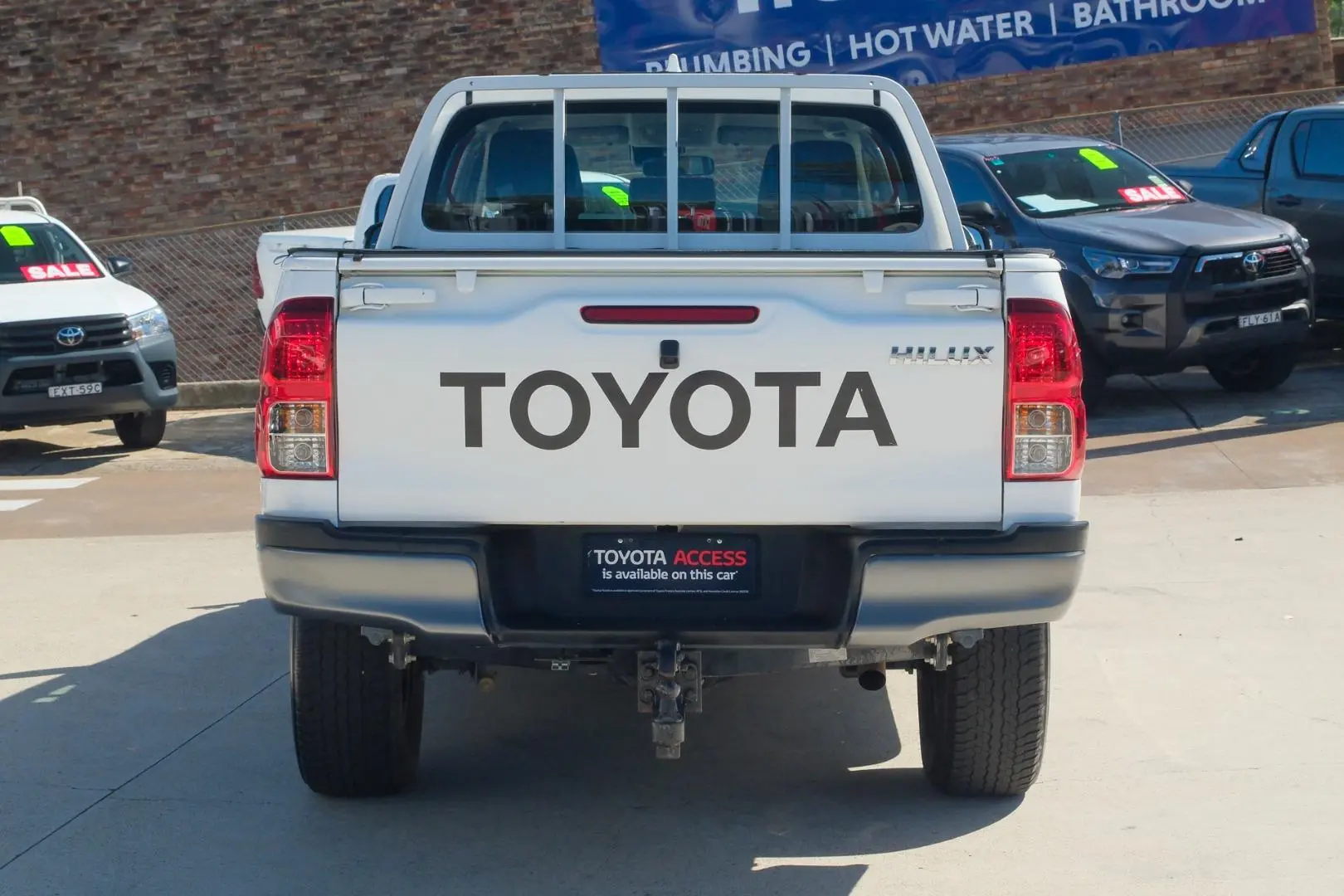 2022 Toyota Hilux Gallery Image 5