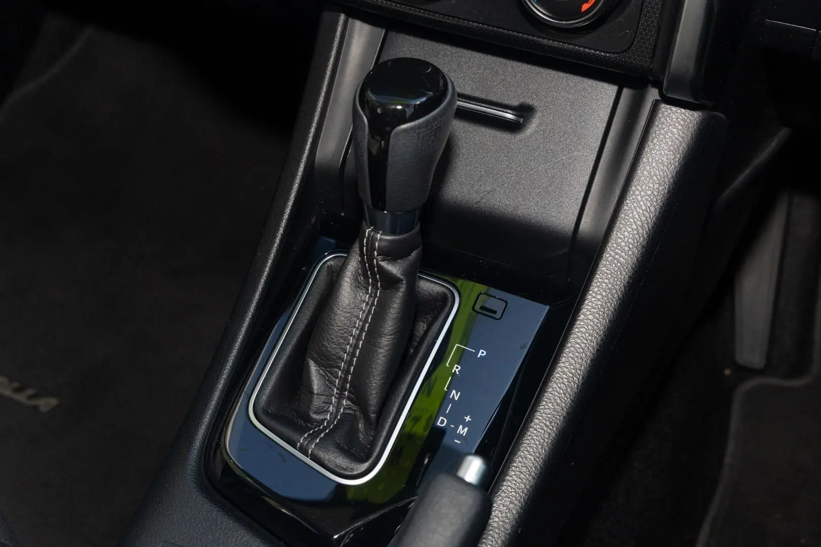 2017 Toyota Corolla Gallery Image 17
