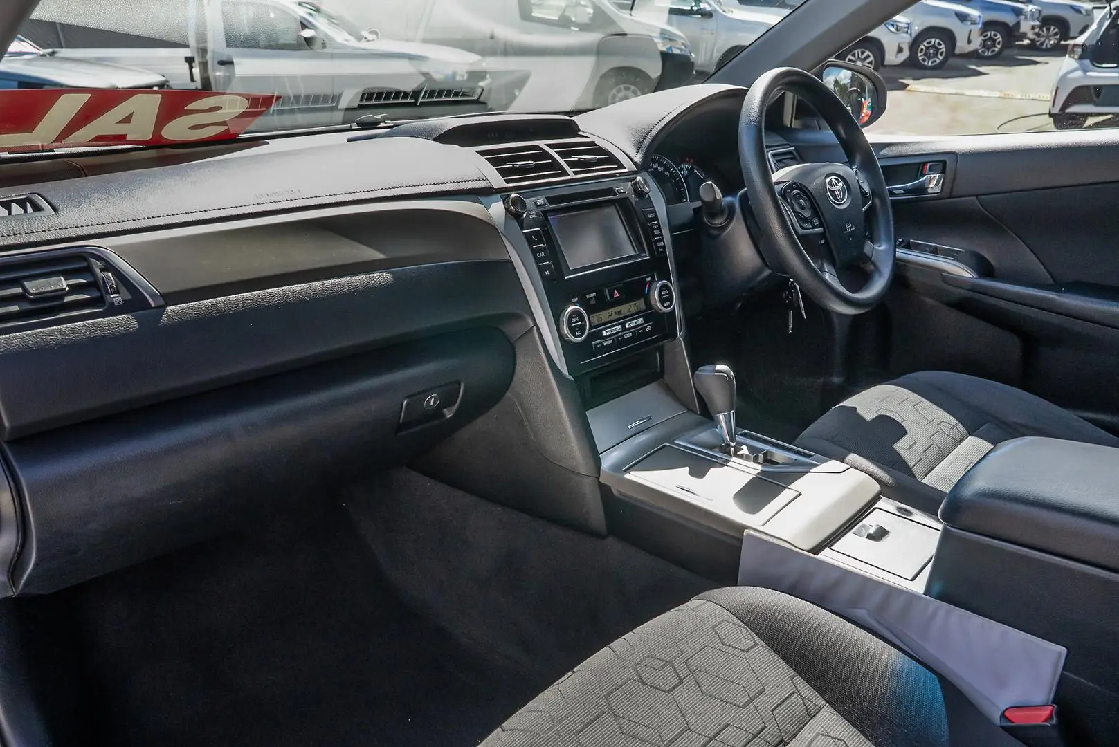 2014 Toyota Aurion Gallery Image 8