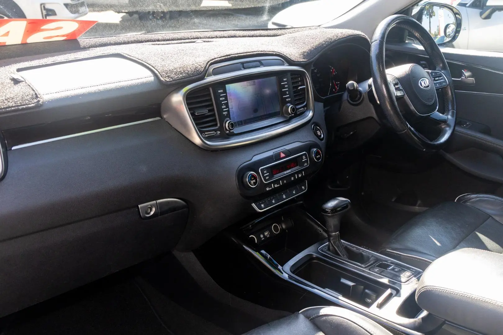 2019 Kia Sorento Gallery Image 8