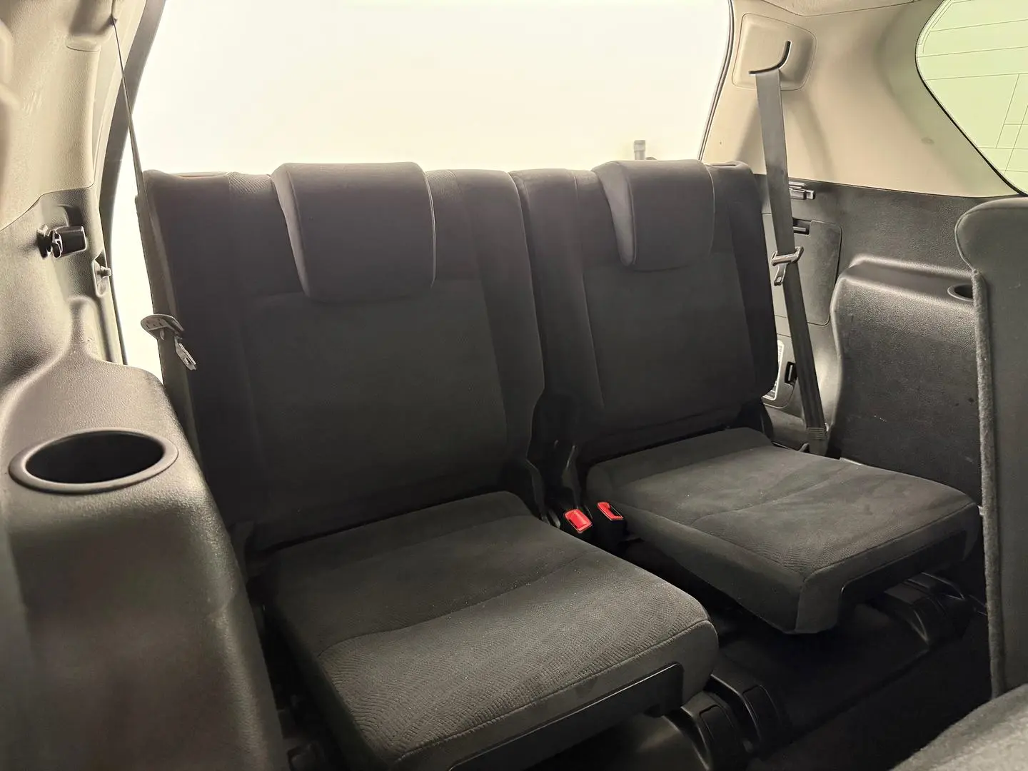 2015 Toyota Landcruiser Prado Gallery Image 18