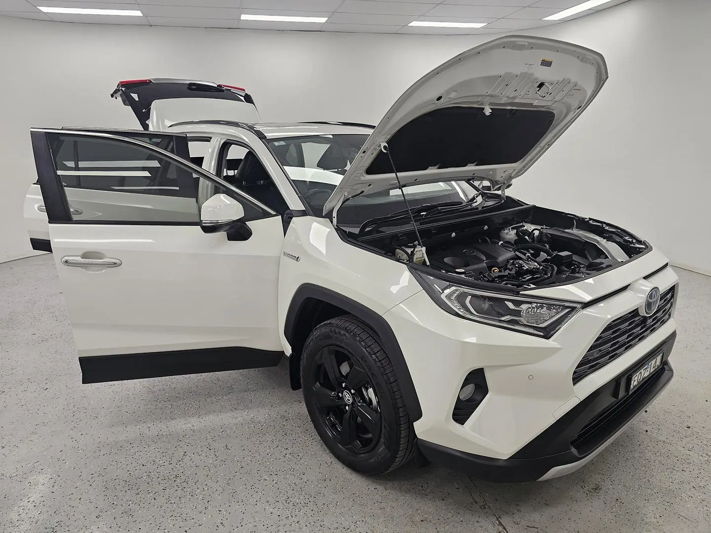2021 Toyota RAV4 Gallery Image 25