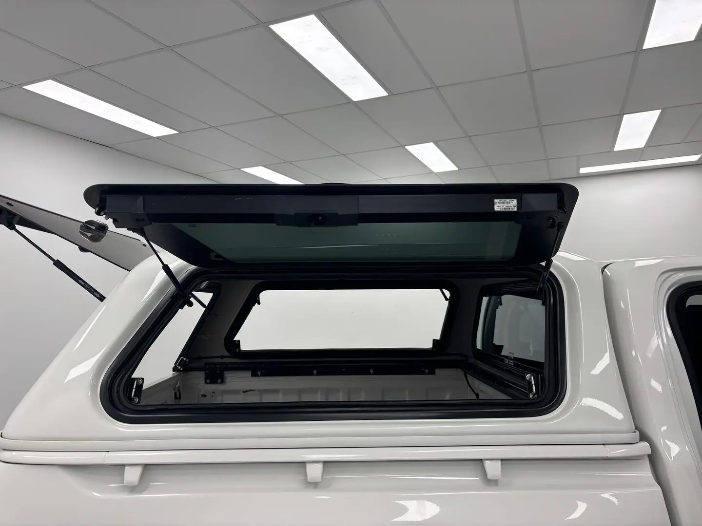 2023 Toyota Hilux Gallery Image 22