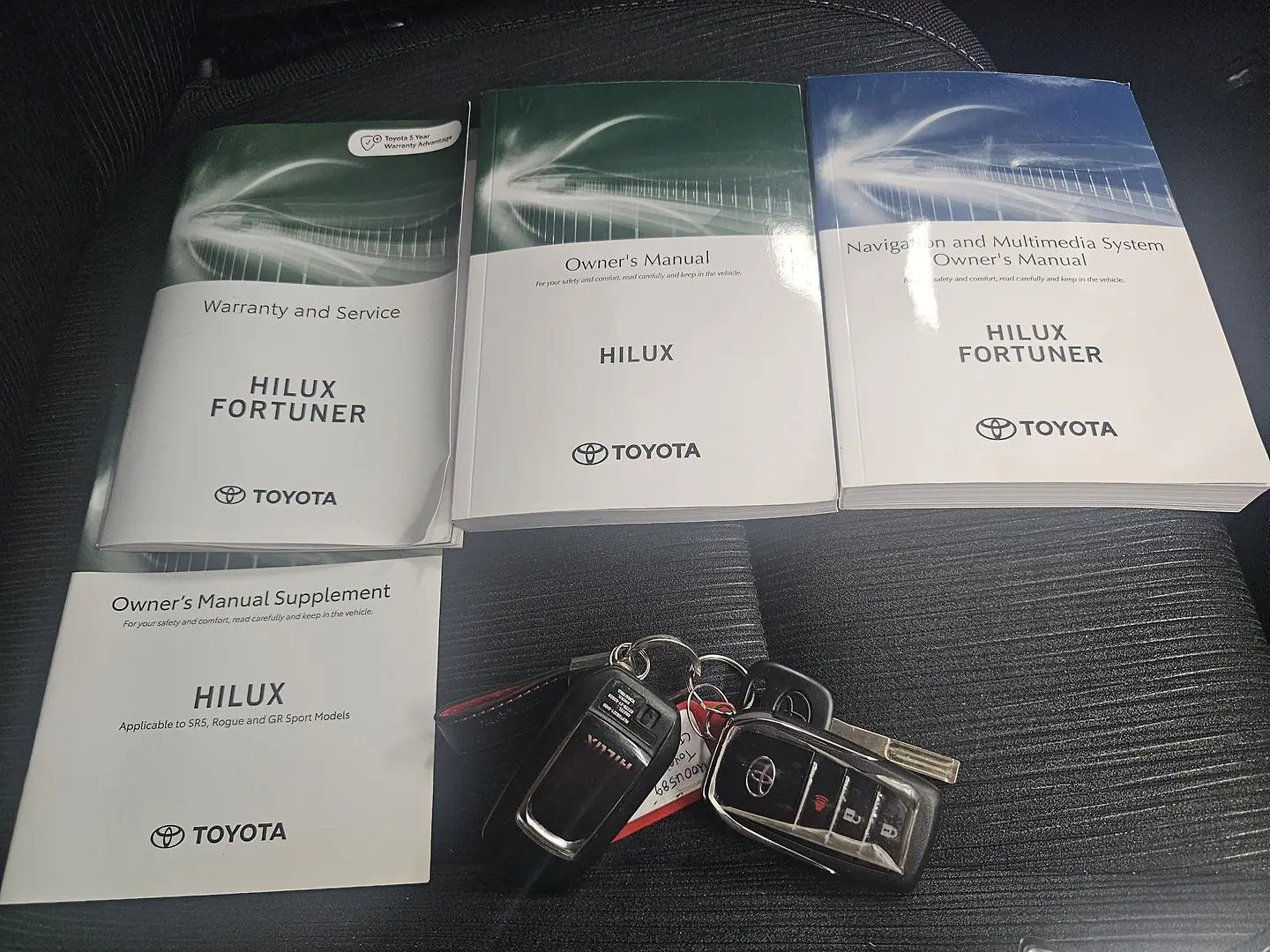 2024 Toyota Hilux Gallery Image 44