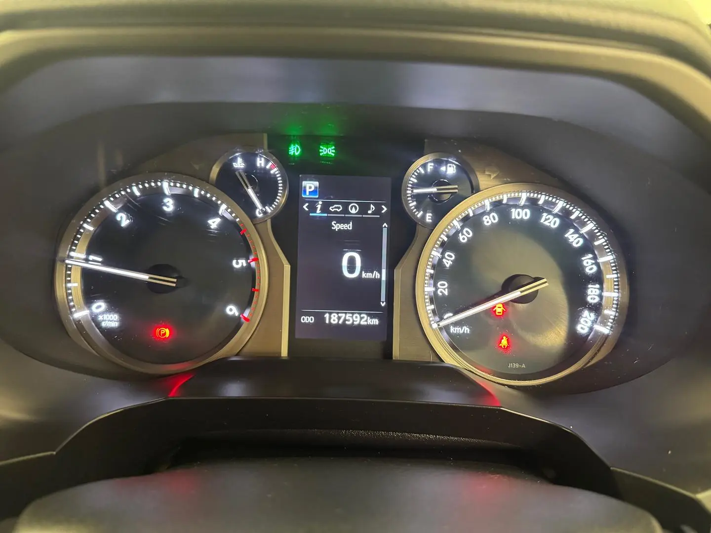 2018 Toyota Landcruiser Prado Gallery Image 21