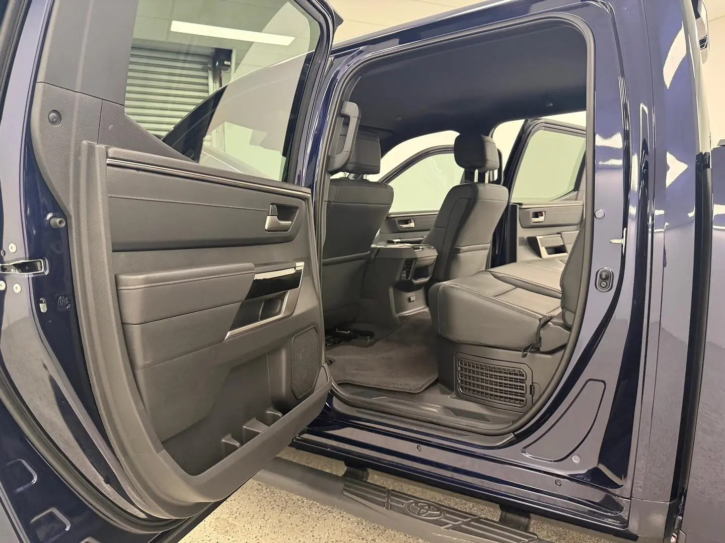 2025 Toyota Tundra Gallery Image 11