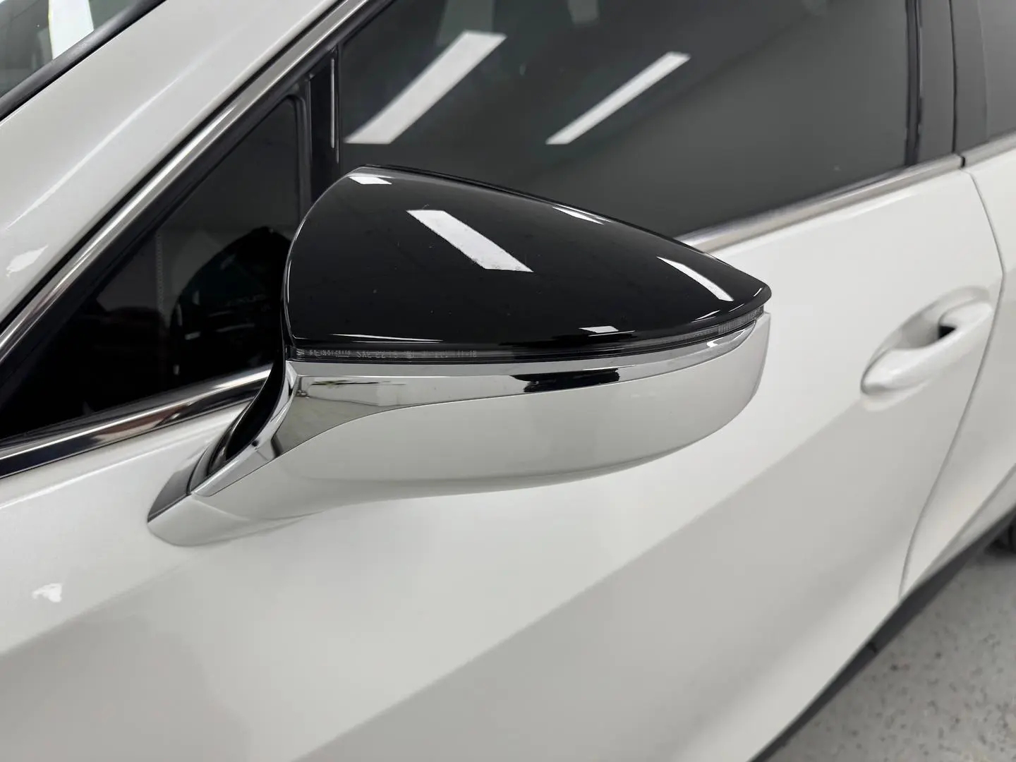 2023 Lexus UX Gallery Image 27