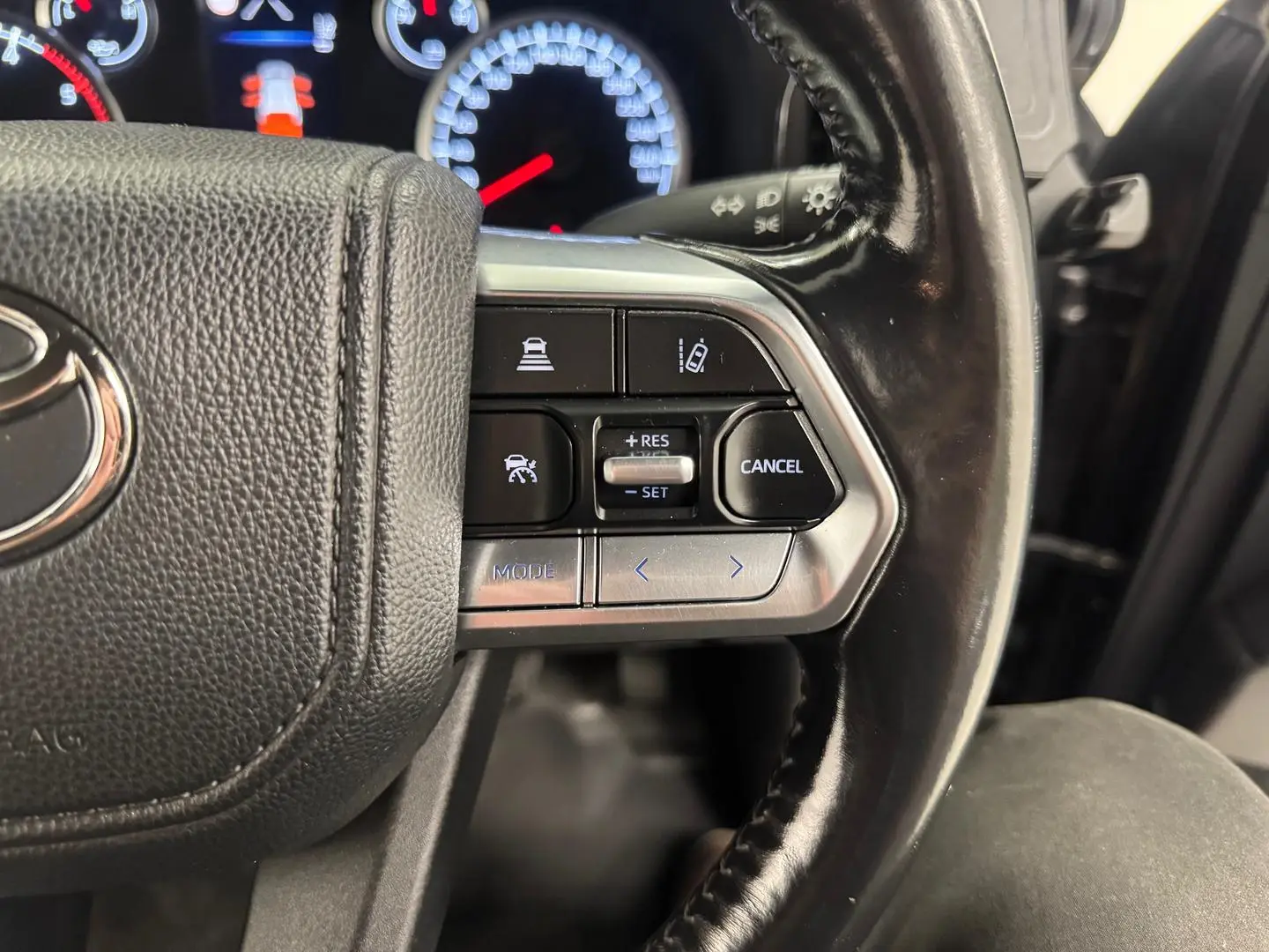 2023 Toyota Landcruiser Gallery Image 18