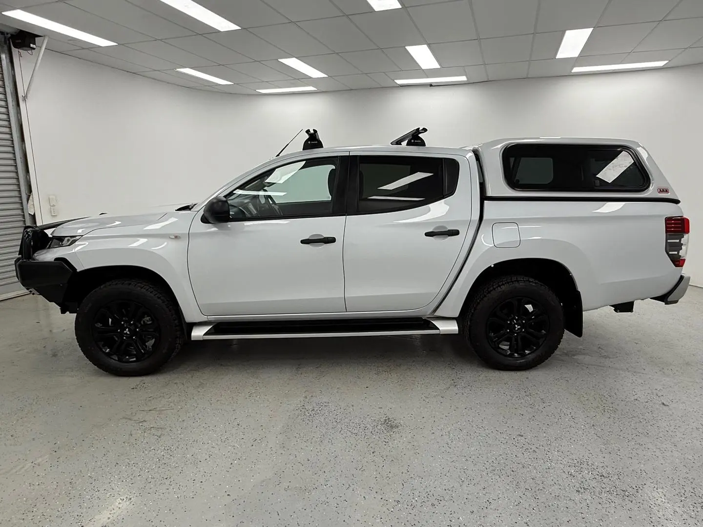 2021 Mitsubishi Triton Gallery Image 6