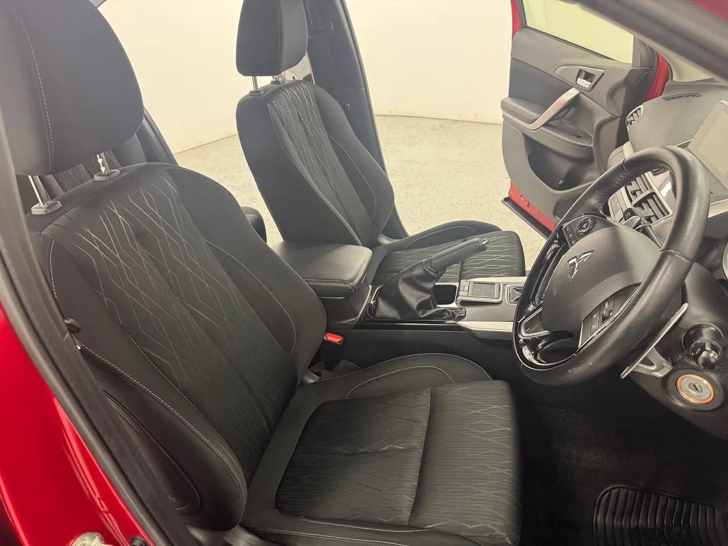 2019 Mitsubishi Eclipse Cross Gallery Image 25