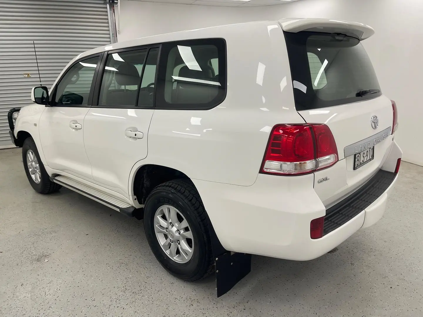 2010 Toyota Landcruiser Gallery Image 5