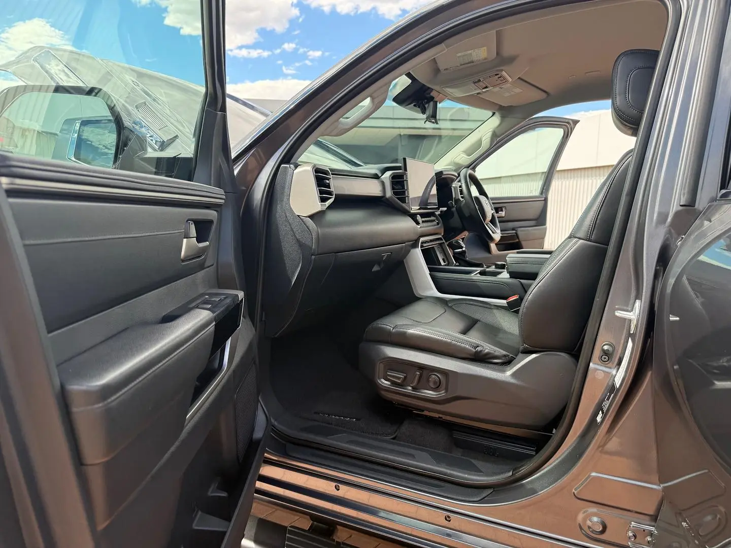 2024 Toyota Tundra Gallery Image 10