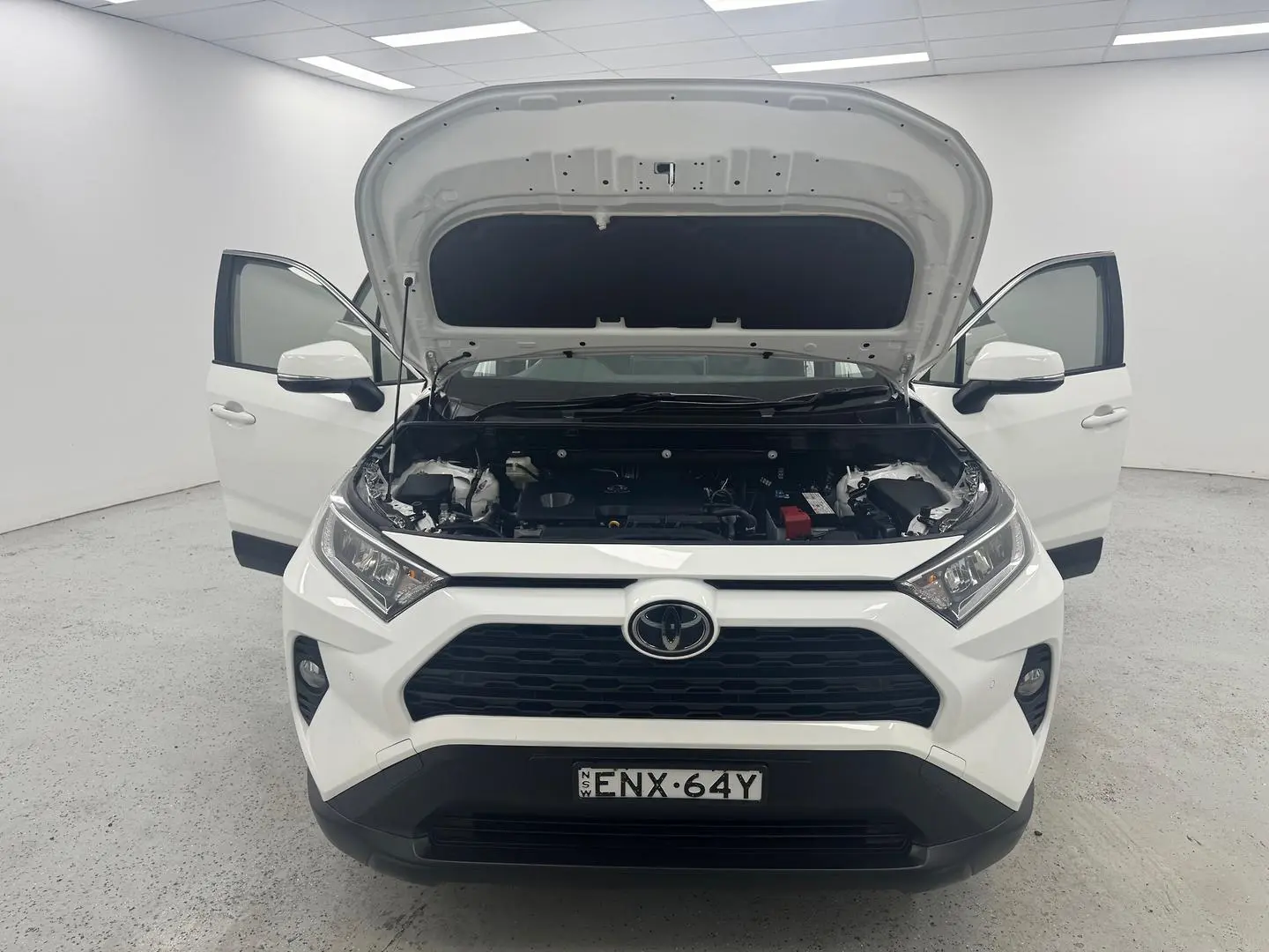 2021 Toyota RAV4 Gallery Image 13