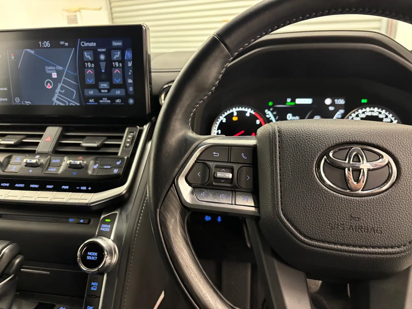 2024 Toyota Landcruiser Gallery Image 34