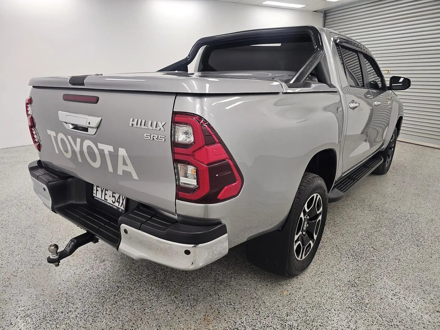 2021 Toyota Hilux Gallery Image 3
