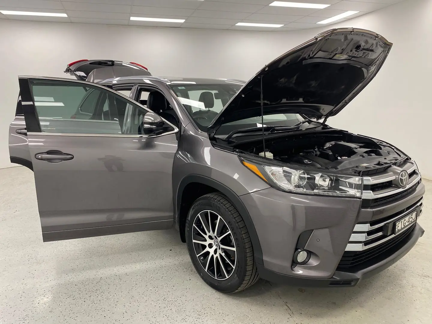 2019 Toyota Kluger Gallery Image 9