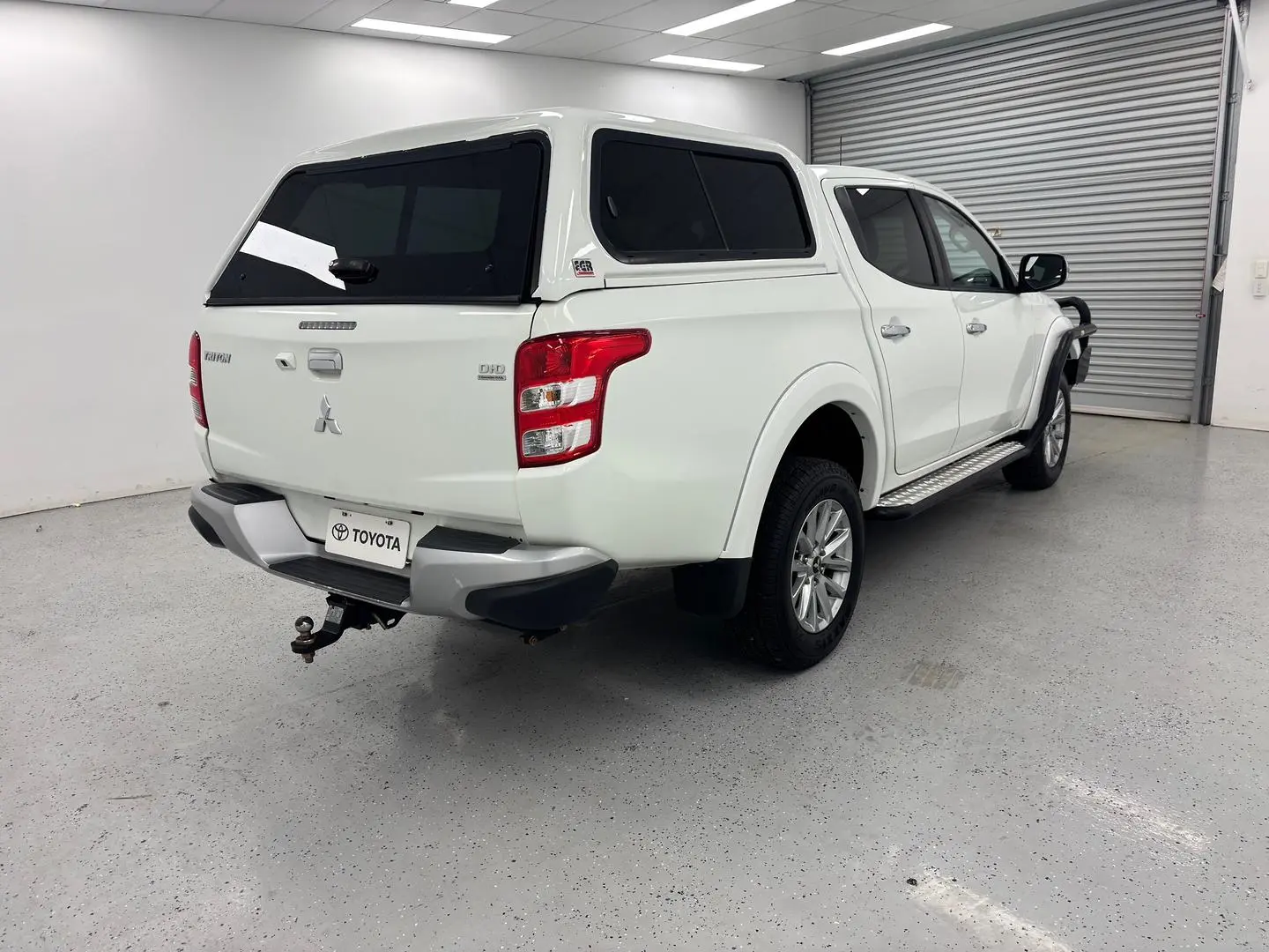 2017 Mitsubishi Triton Gallery Image 3