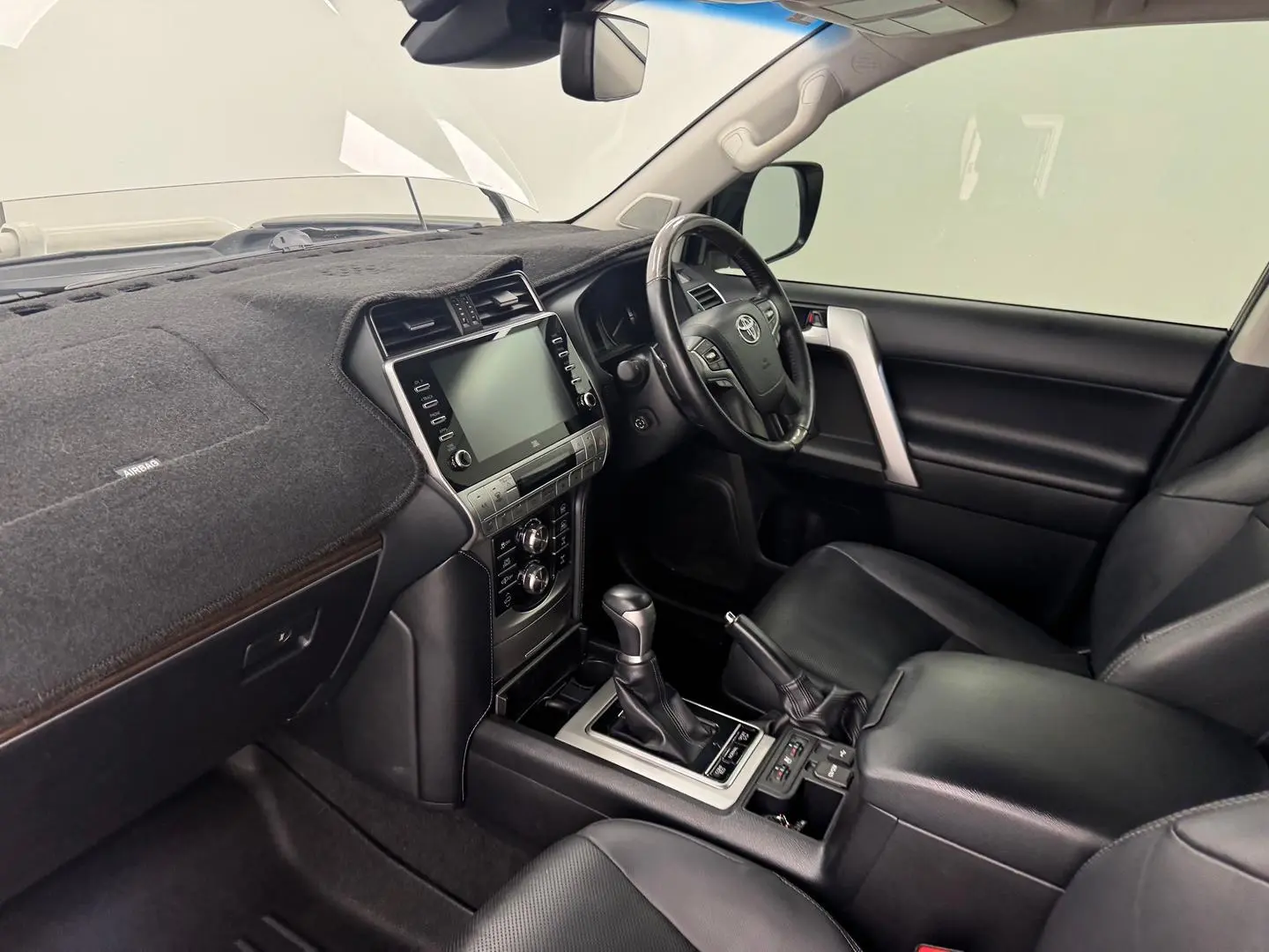 2021 Toyota Landcruiser Prado Gallery Image 27