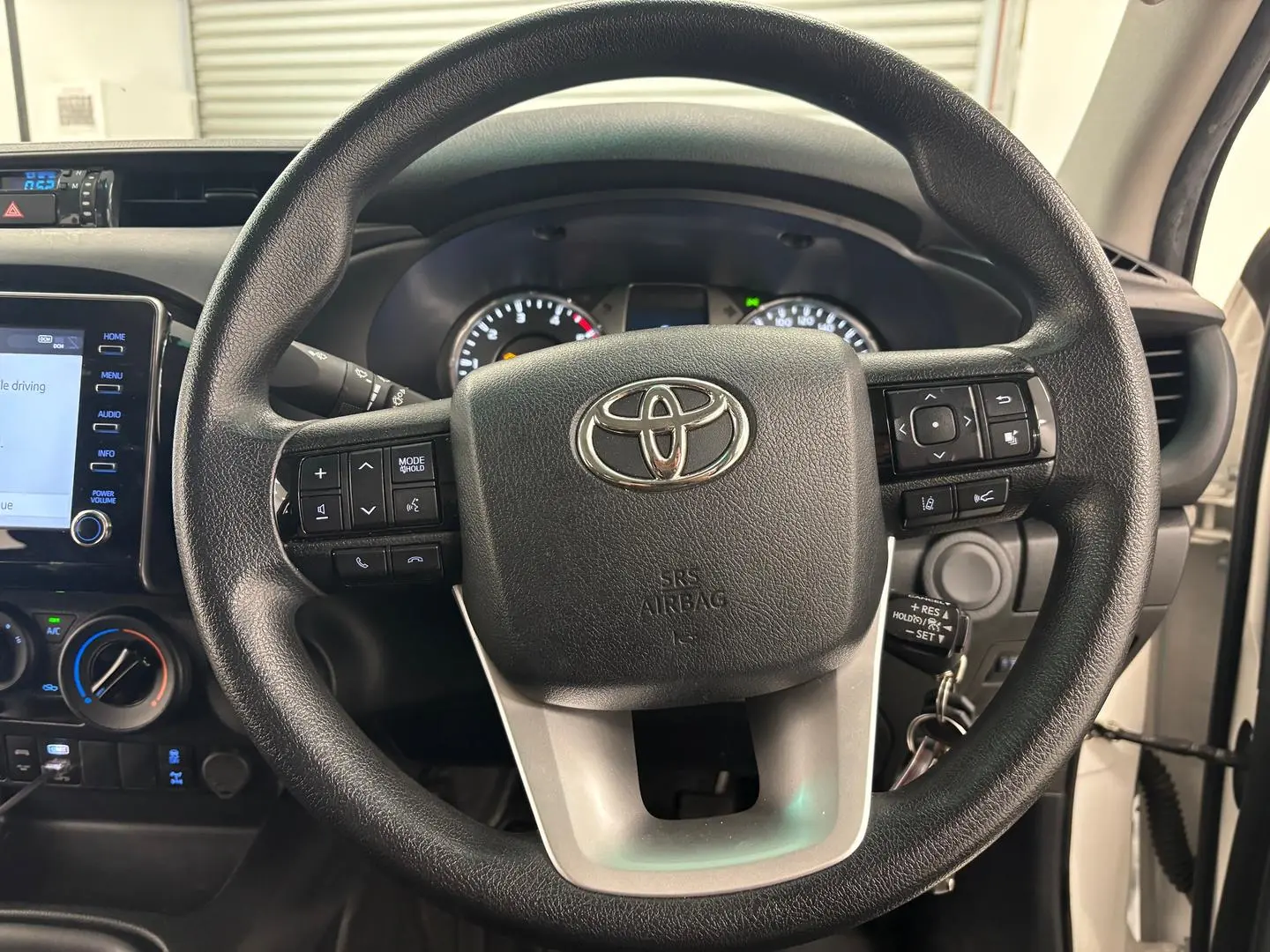 2023 Toyota Hilux Gallery Image 29