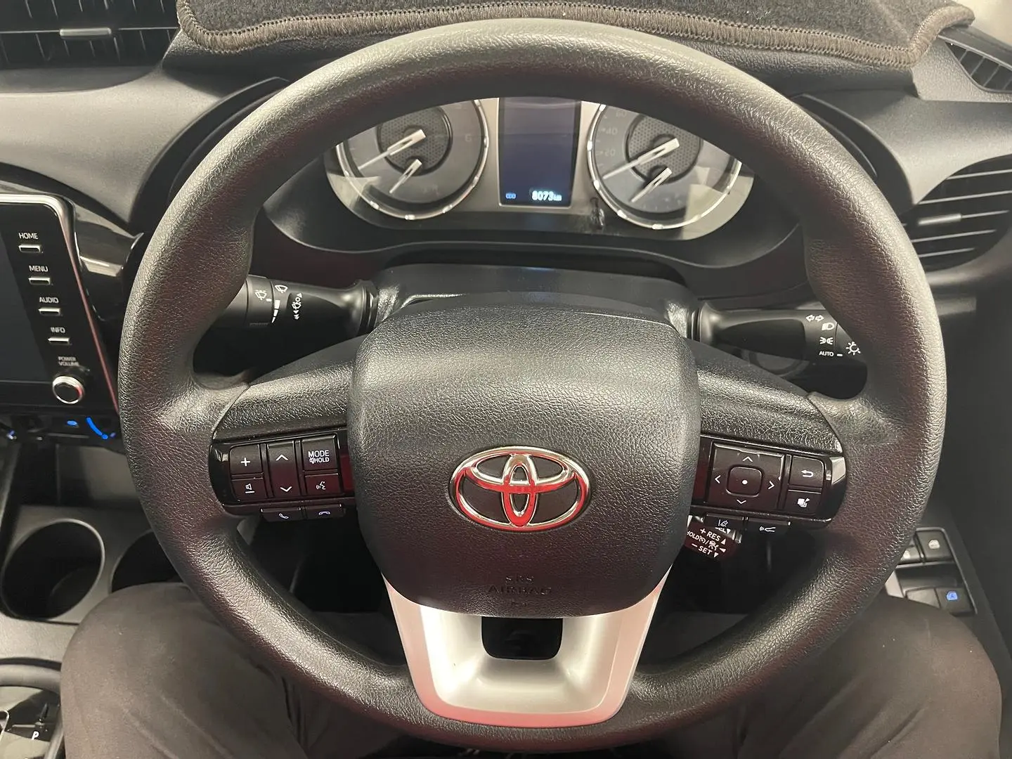 2024 Toyota Hilux Gallery Image 28