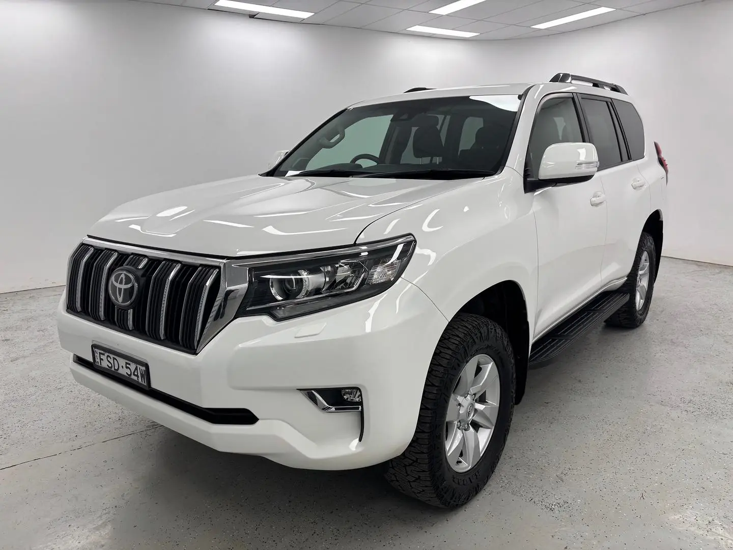 2023 Toyota Landcruiser Prado Gallery Image 7