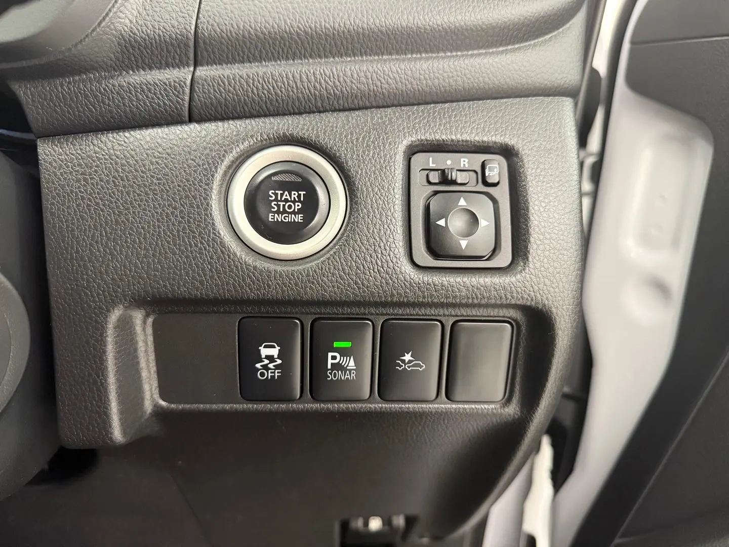 2021 Mitsubishi Pajero Sport Gallery Image 31