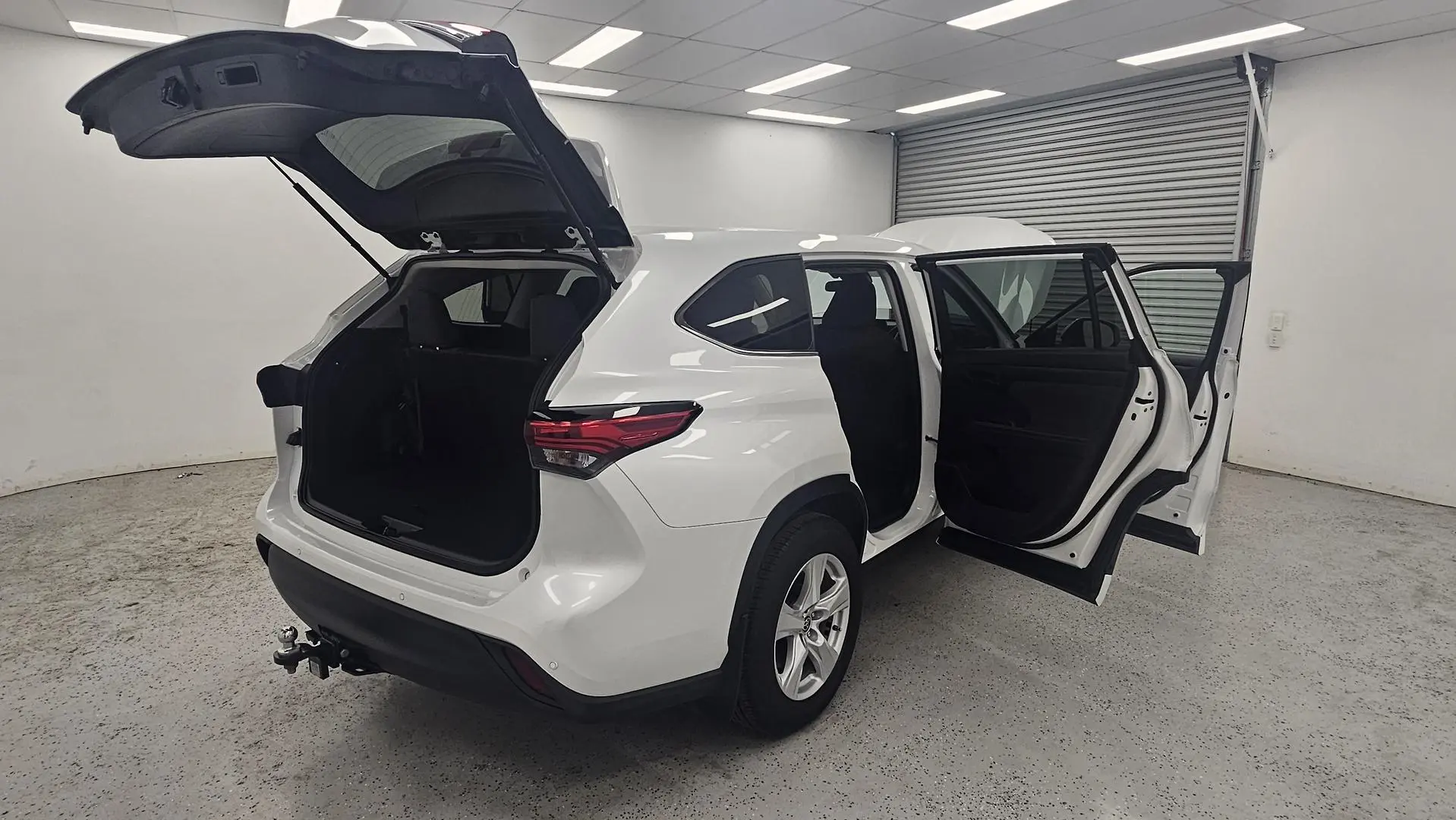 2022 Toyota Kluger Gallery Image 18