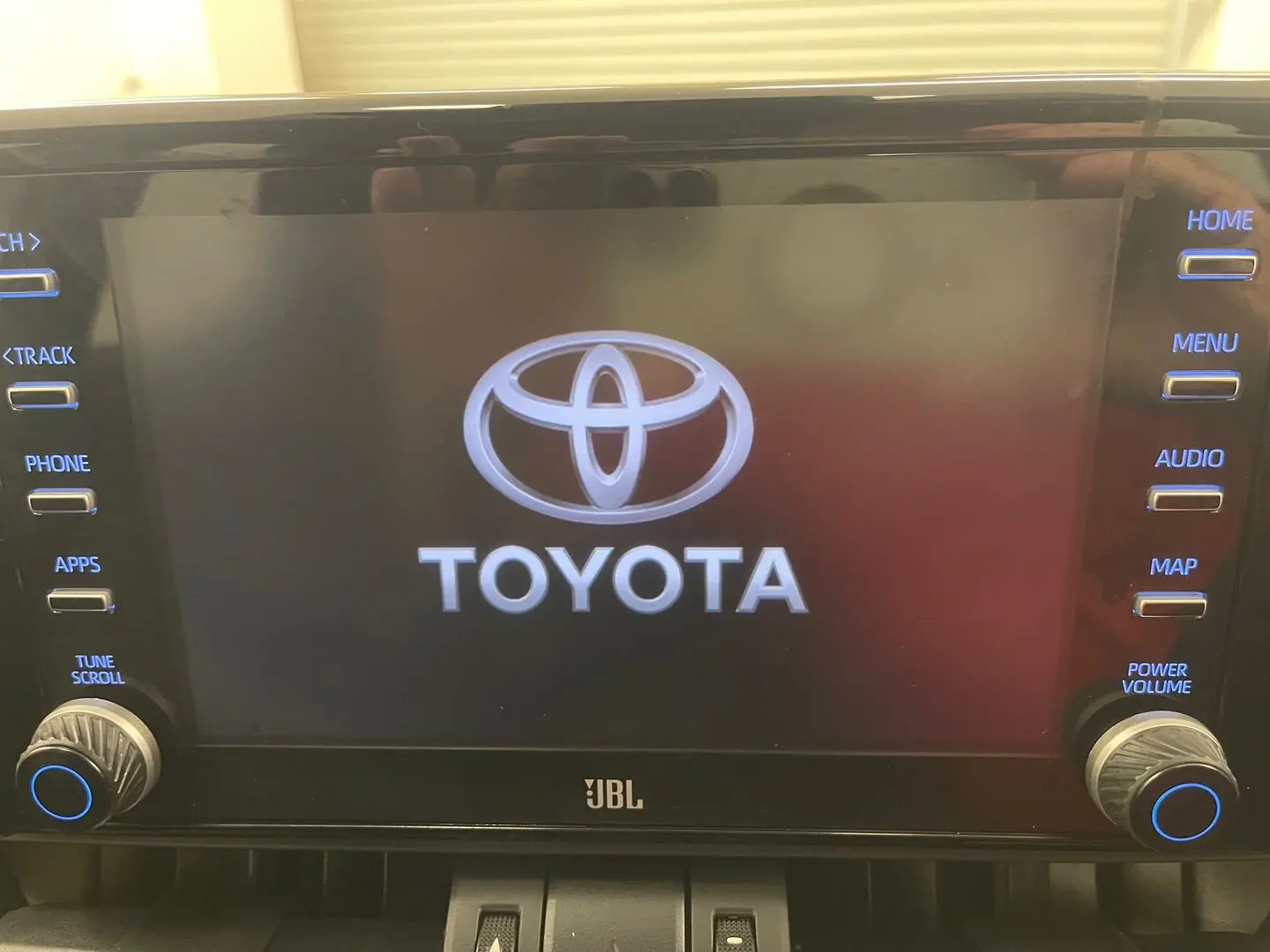 2022 Toyota RAV4 Gallery Image 26