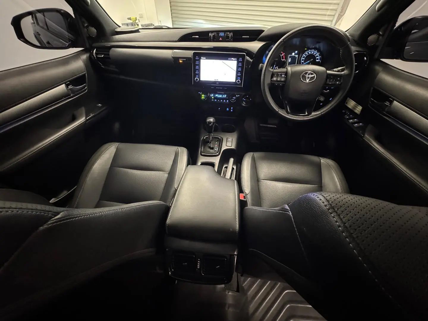 2022 Toyota Hilux Gallery Image 21