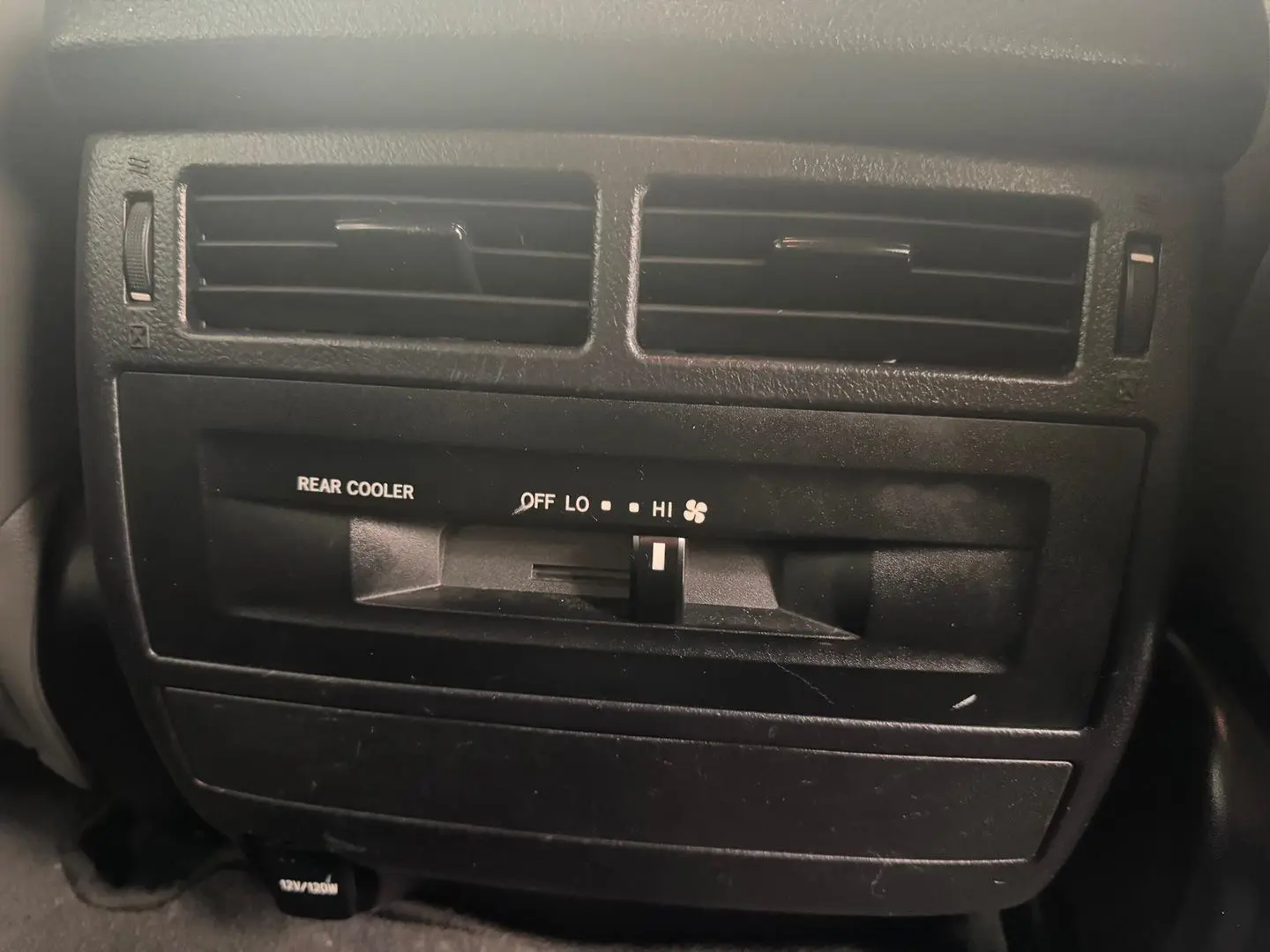 2015 Toyota Landcruiser Gallery Image 22