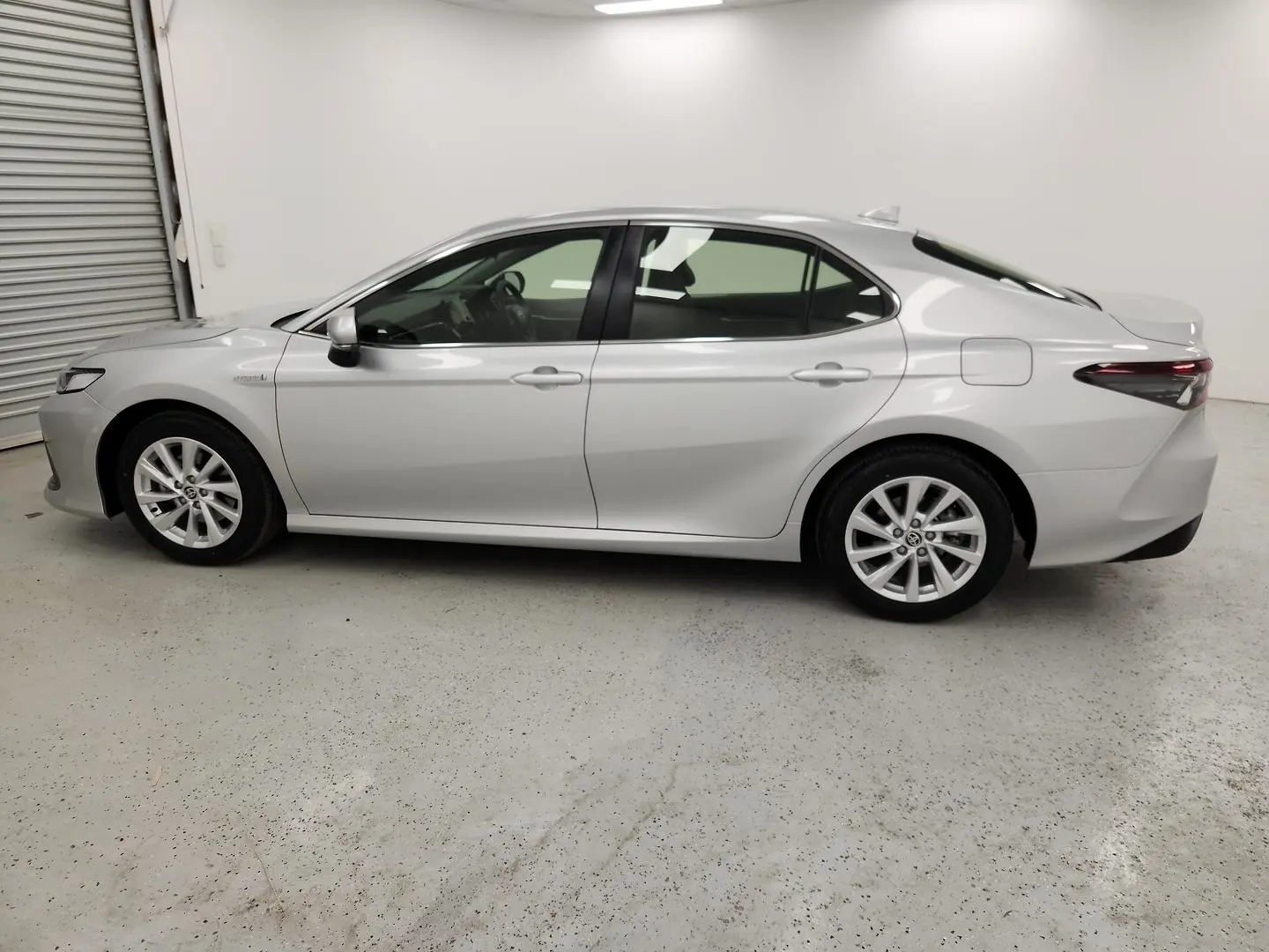 2023 Toyota Camry Gallery Image 6