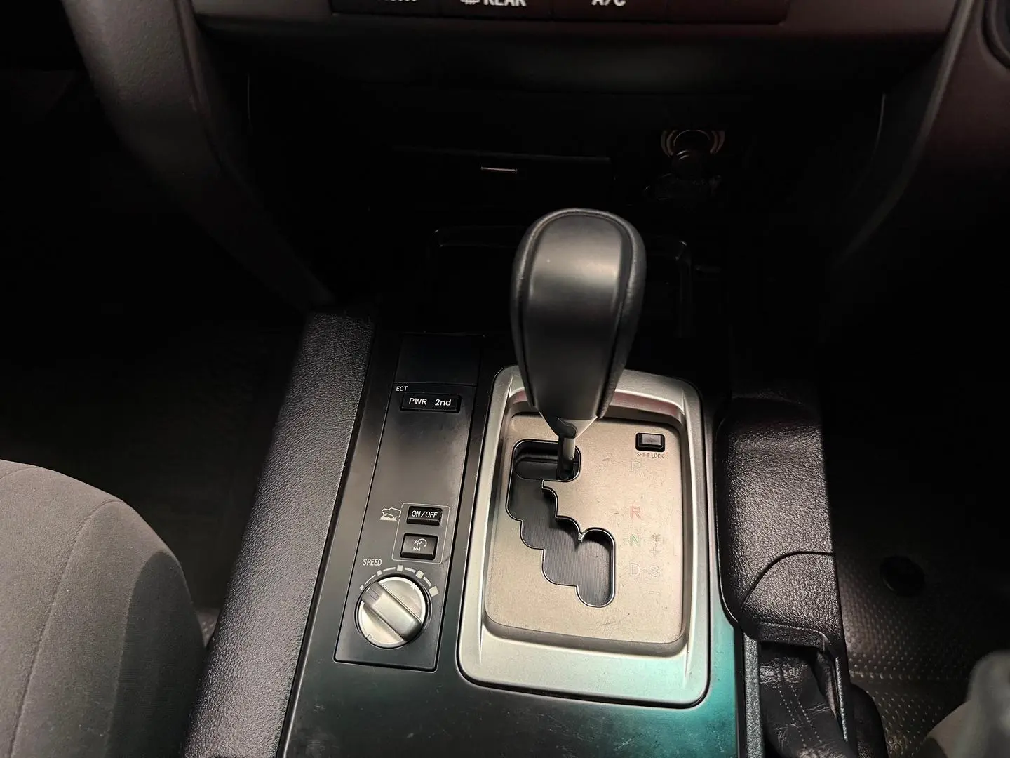 2020 Toyota Landcruiser Gallery Image 33