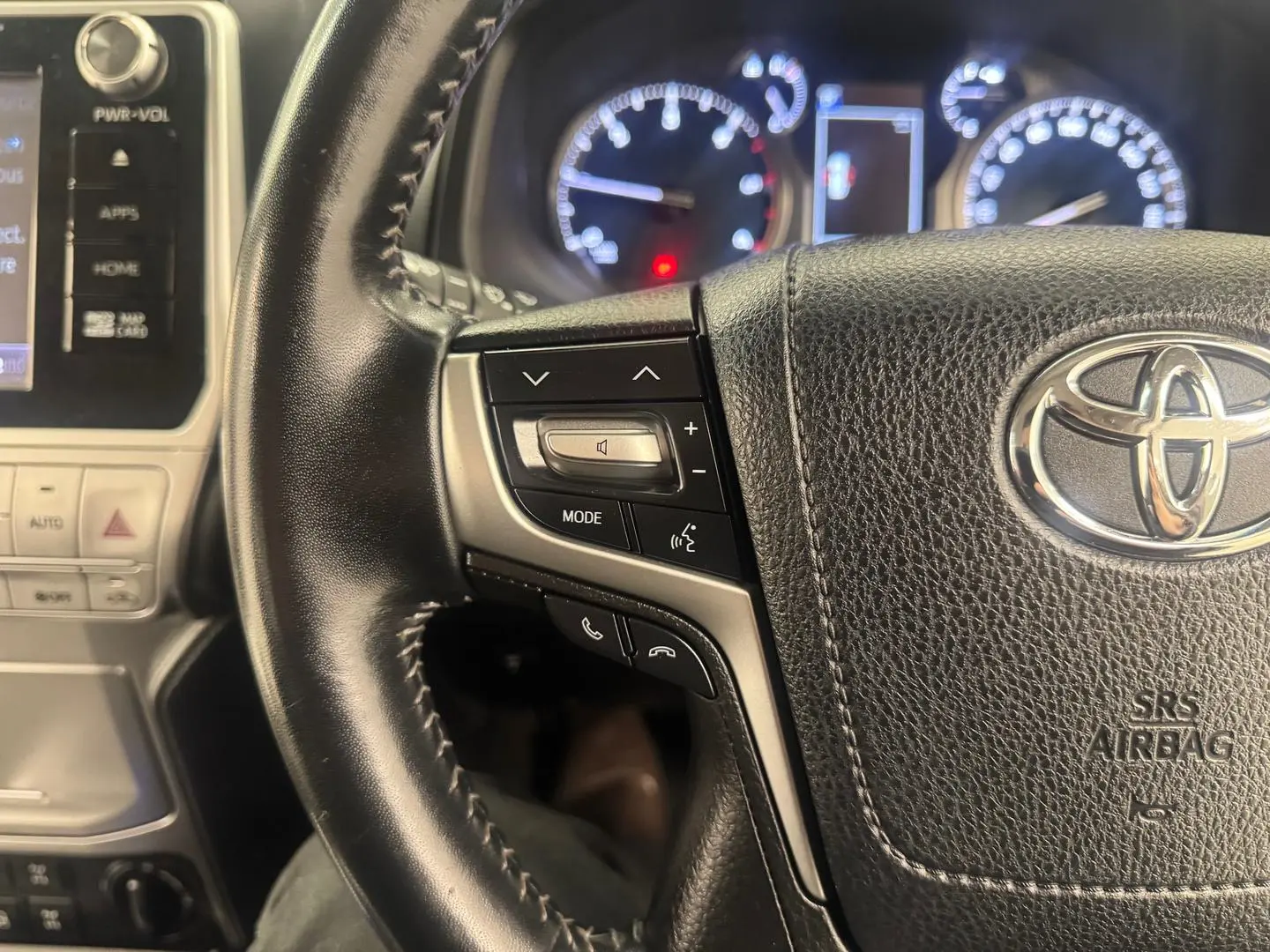2019 Toyota Landcruiser Prado Gallery Image 19