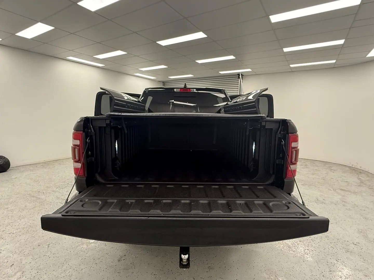2021 RAM 1500 Gallery Image 13