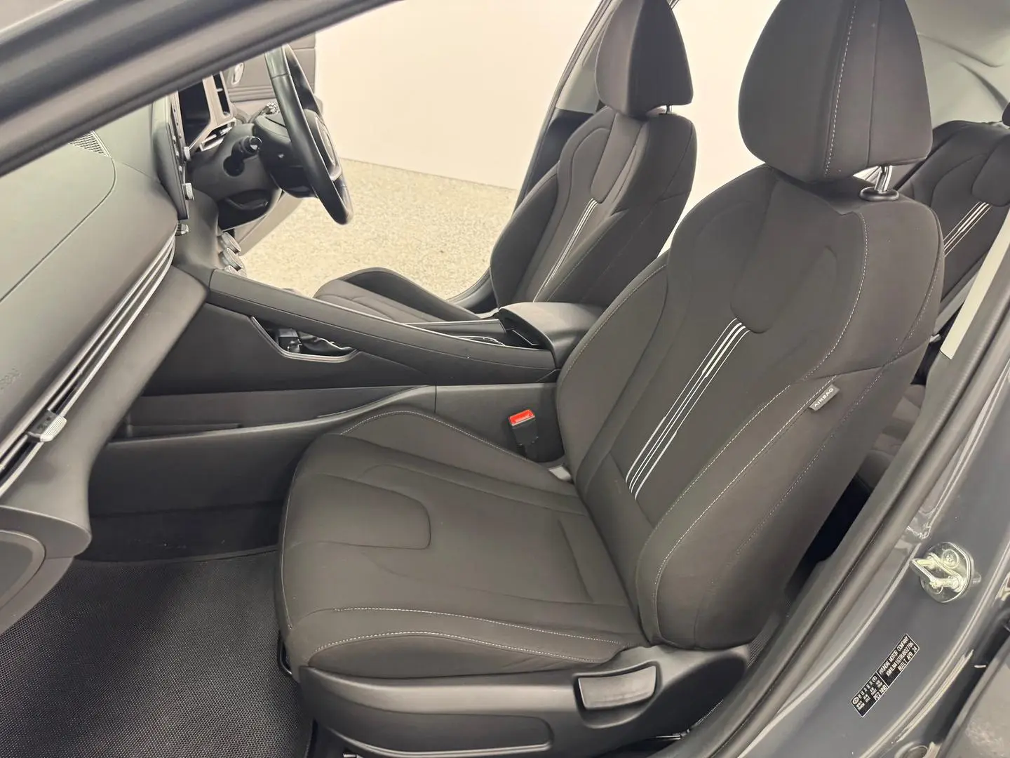 2024 Hyundai i30 Gallery Image 28