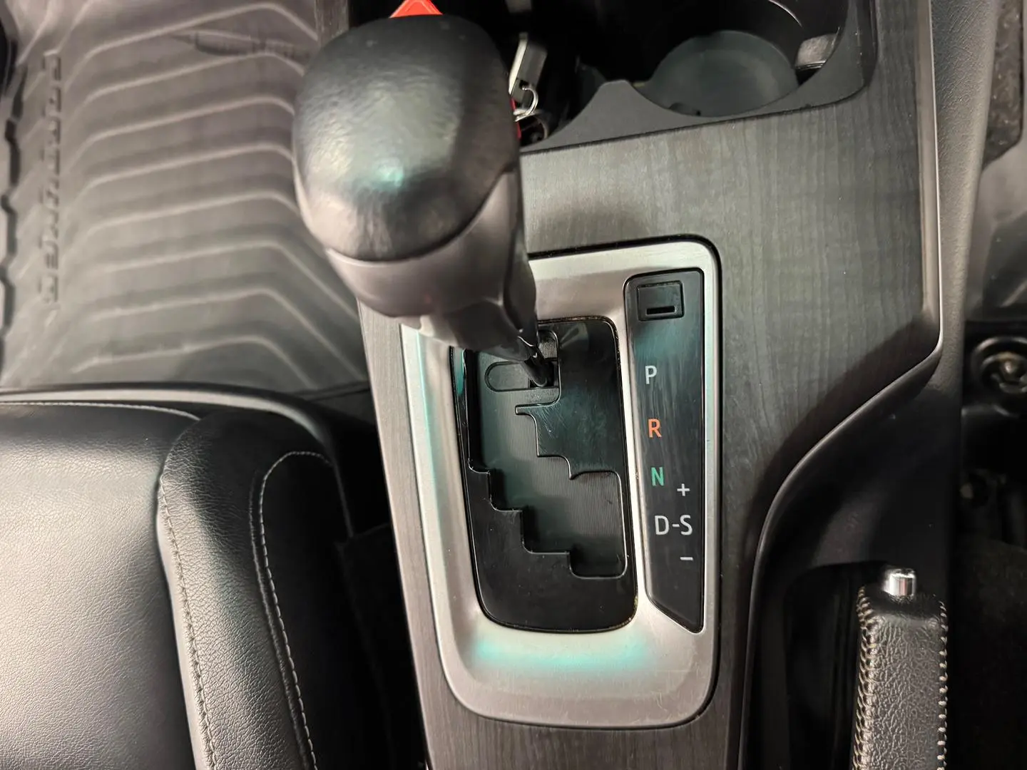 2021 Toyota Fortuner Gallery Image 23