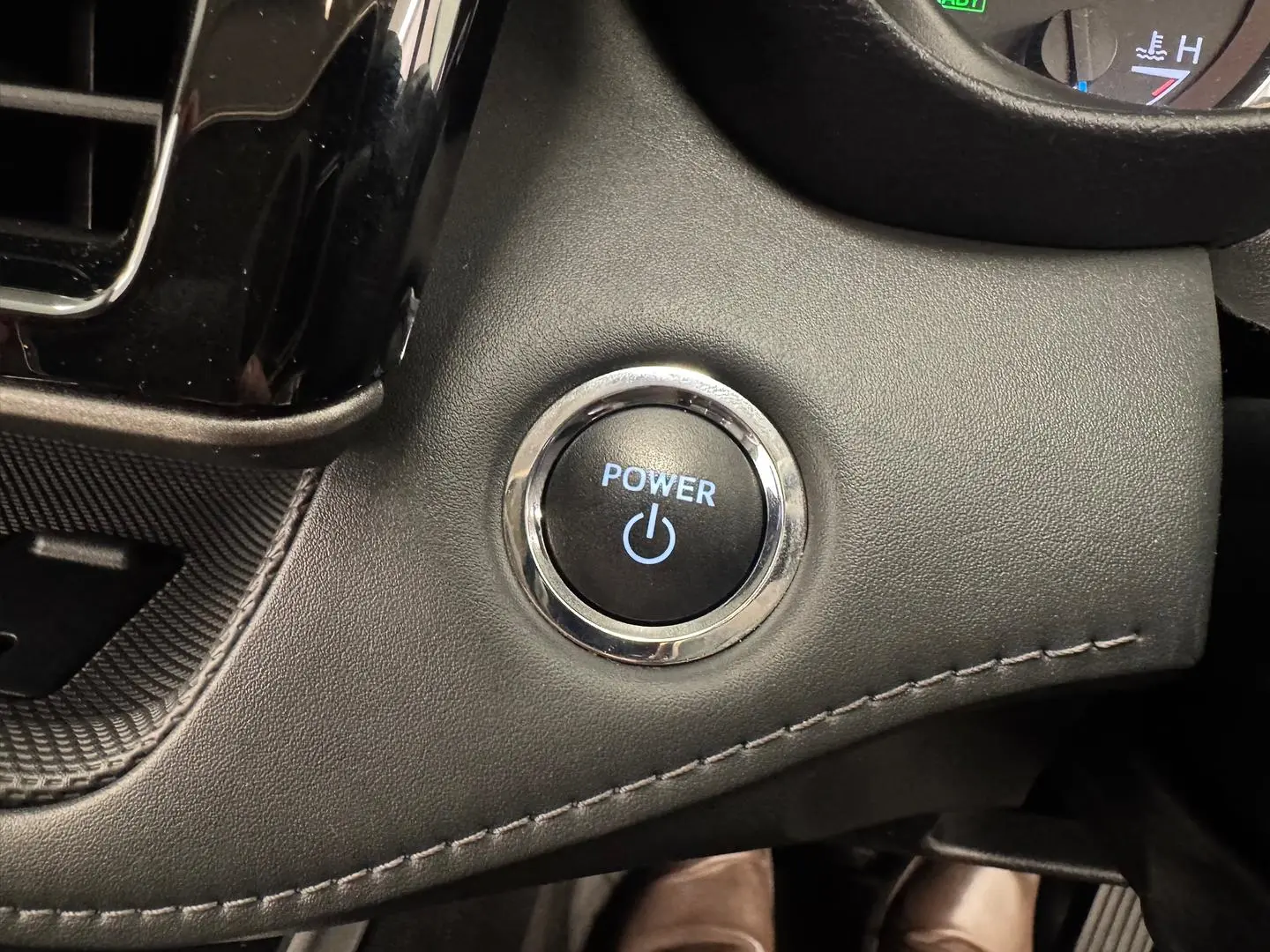 2023 Toyota Kluger Gallery Image 21